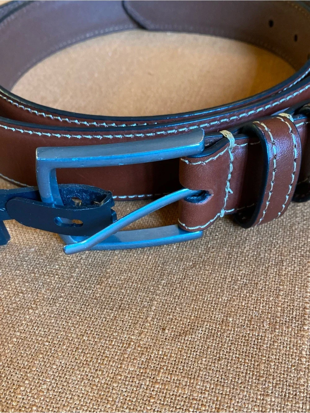 Eddie Bauer Men’s Classic Leather Cognac Featheredge Belt NWT Size 50